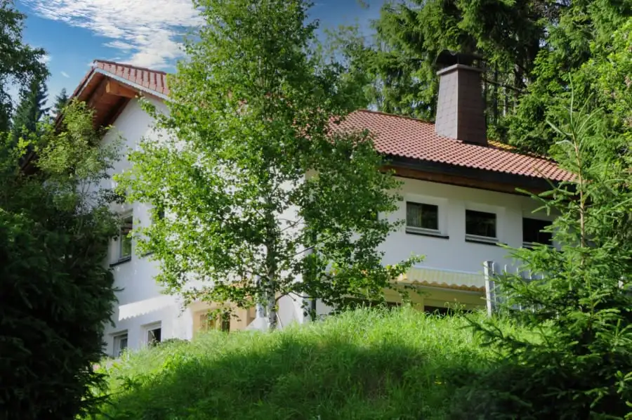 Jutta M.-H., Eigentümerin, Ferienvilla im Schwarzwald